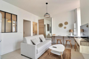Renovated T1 accommodation - Optional parking